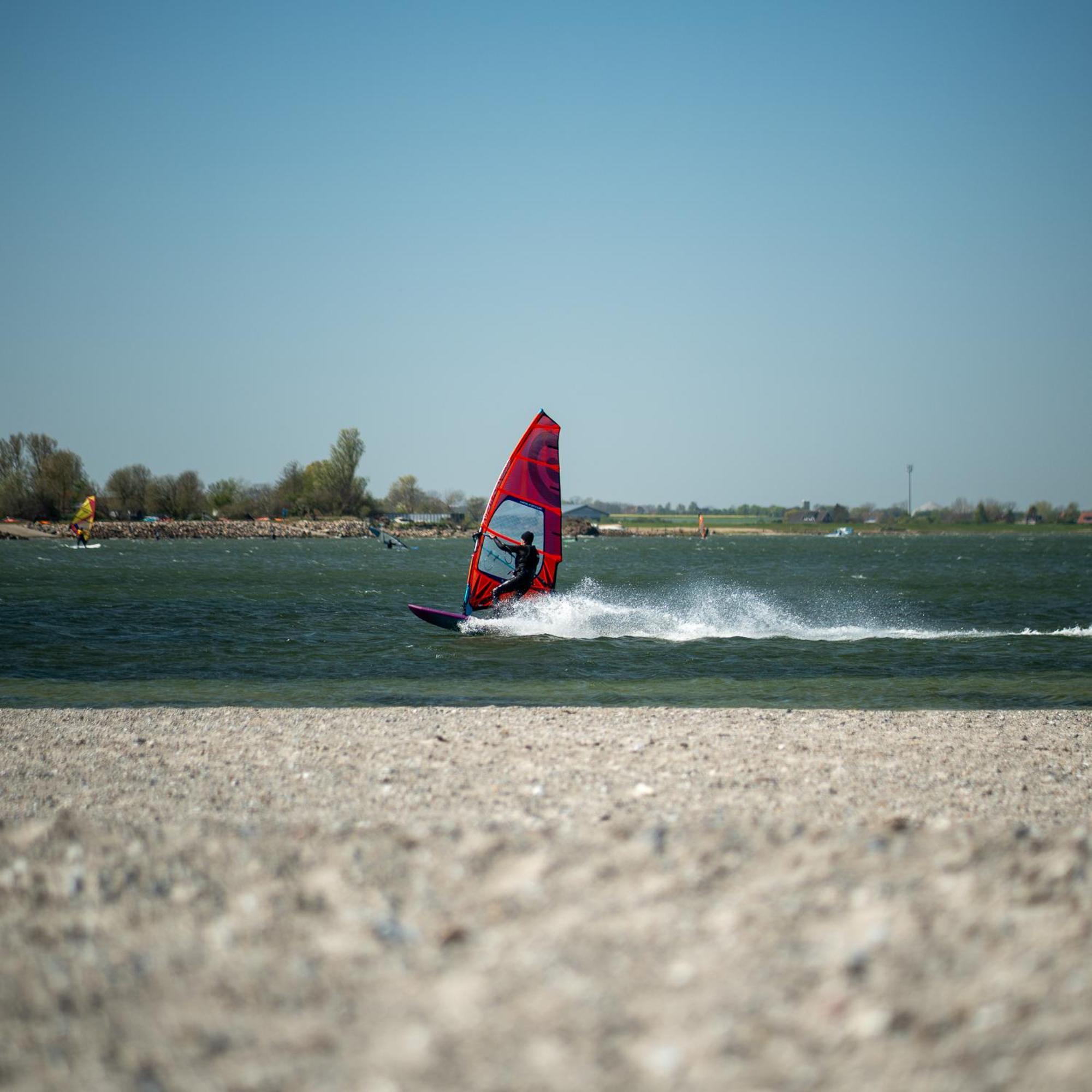 Golf 'N Wave Aktivresort Фехмарн Екстериор снимка