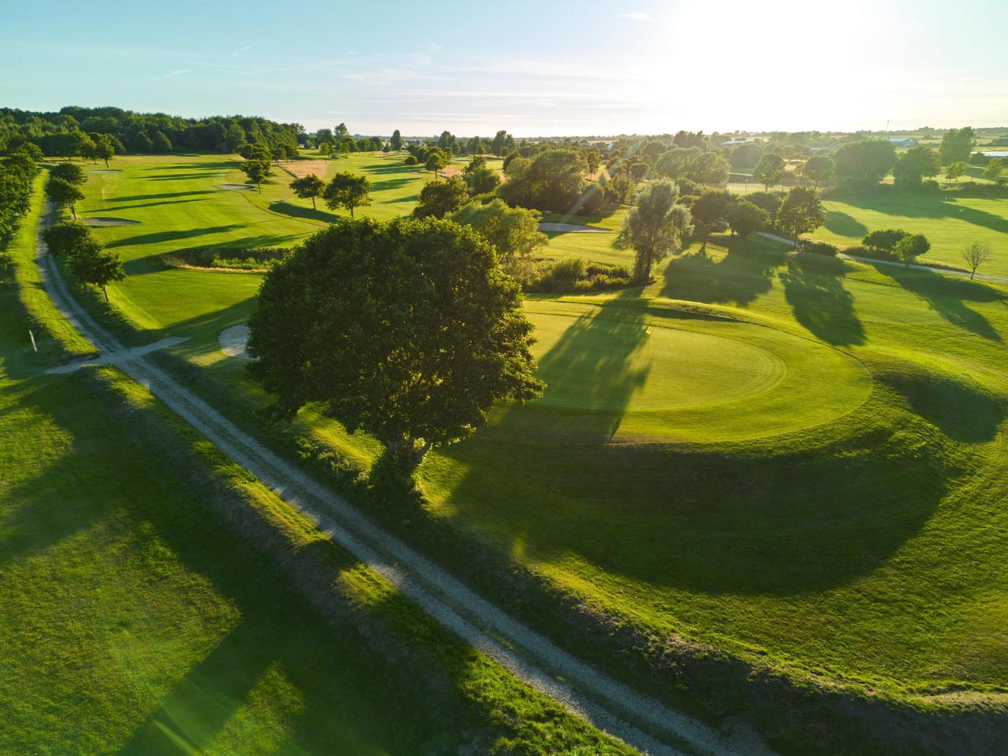 Golf 'N Wave Aktivresort Фехмарн Екстериор снимка